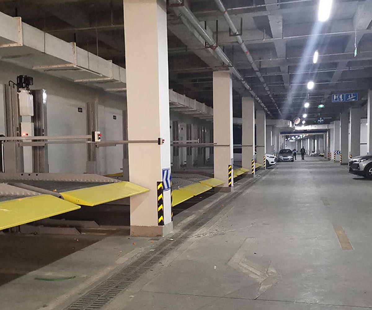 沙坪壩兩柱機械立體車庫拆除