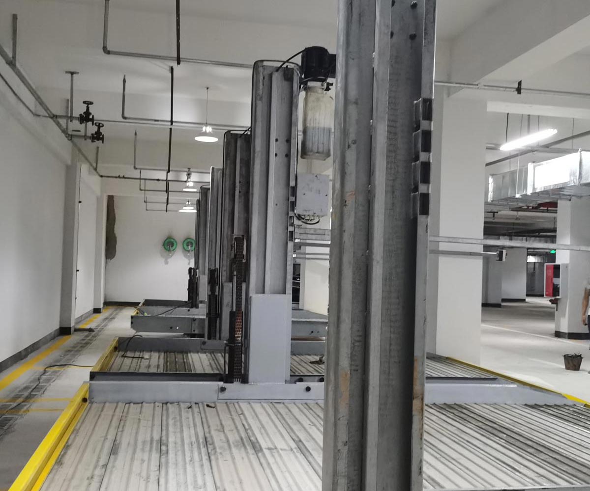 重慶兩層升降橫移機械立體車庫安裝